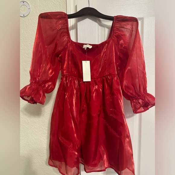 Dresses & Skirts - New with tags red dress